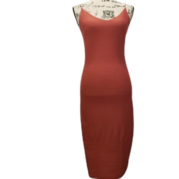 Sexy Dark Blush Midi Bodycon Dress - Picture 1 of 4